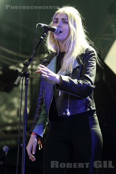 LONDON GRAMMAR - 2014-05-31 - PARIS - Parc de Bagatelle - 